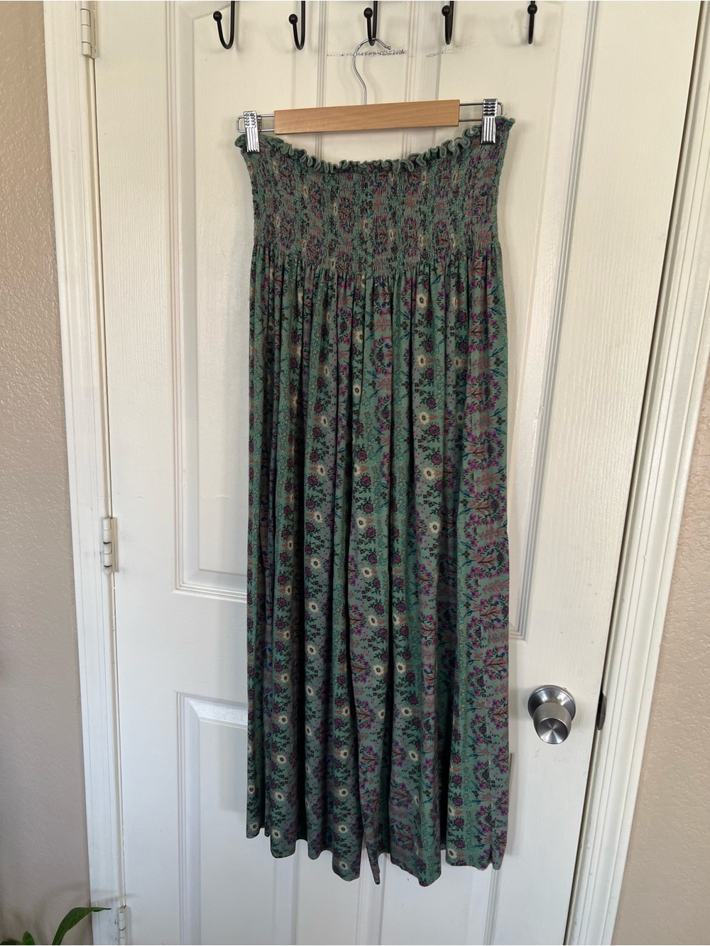 Natural Life Smocked Wide Leg Palazzo Pants Floral Boho L - Picture 12 of 12